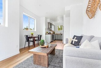 2015 Salem Loop in Ferndale, WA - Building Photo - Building Photo