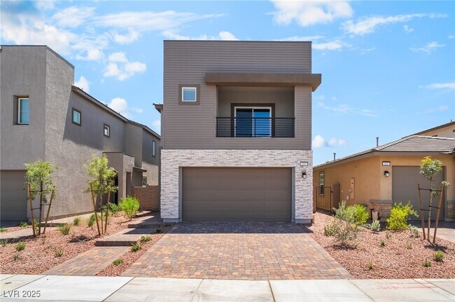 105 Cameron Chase Ave