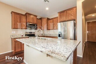 7115 W Lone Tree Trail in Peoria, AZ - Building Photo - Building Photo