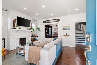 943 W Eastland Ave in Nashville, TN - Building Photo - Building Photo