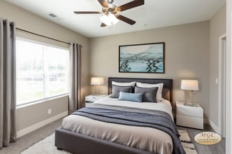 Brighton Crossing Apartments in Kansas City, MO - Foto de edificio - Building Photo