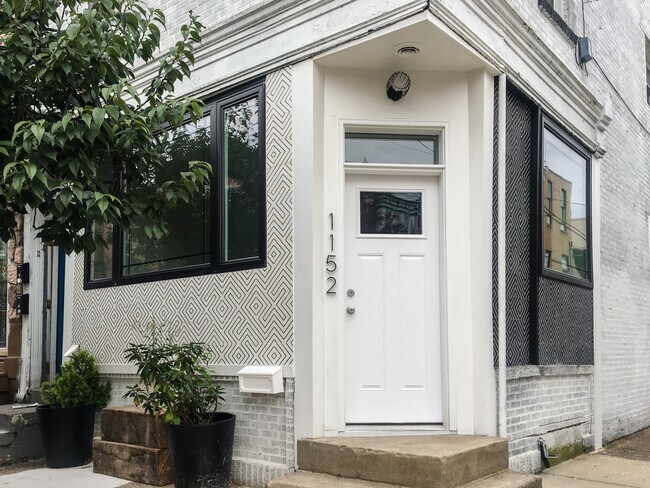 1152 S 12th St in Philadelphia, PA - Building Photo - Building Photo