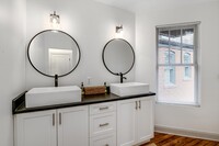 Suffolk Townhomes in Detroit, MI - Building Photo - Building Photo