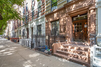 235 W 137th St in New York, NY - Foto de edificio - Building Photo