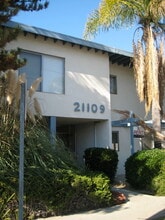 21109 Reynolds Dr in Torrance, CA - Foto de edificio - Building Photo
