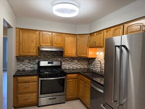 420 74th St in Downers Grove, IL - Building Photo - Building Photo