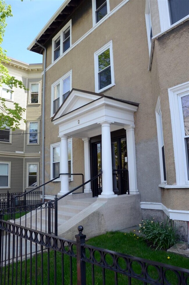 2 Sacramento St Rentals in Cambridge, MA