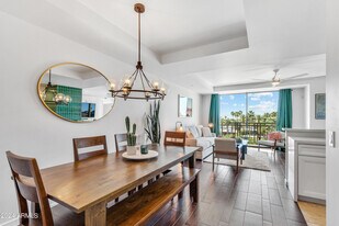 6803 E Main St in Scottsdale, AZ - Building Photo