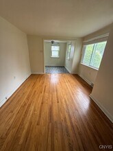 103 Drexler Ave S in Liverpool, NY - Building Photo - Building Photo
