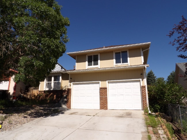 3483 Foxridge Dr