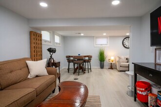 525 Circle Dr in Fox Lake, IL - Building Photo - Building Photo