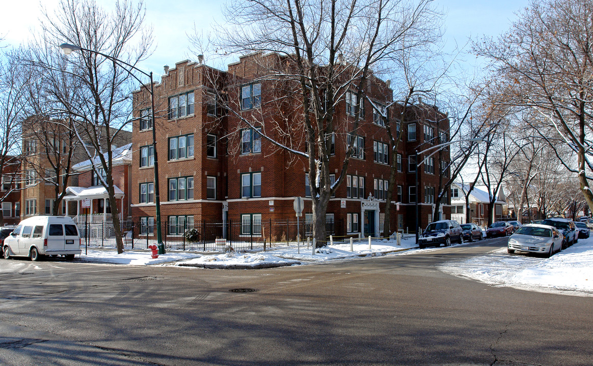 3609 W Ainslie St in Chicago, IL - Building Photo