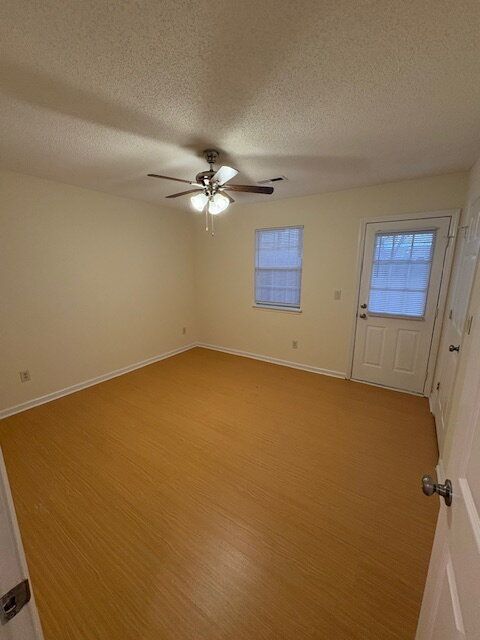 2004 Tower Pl, Unit A in Greenville, NC - Building Photo - Building Photo