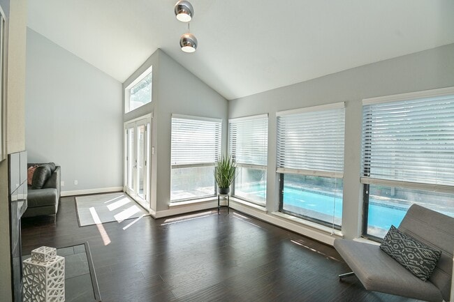 12800 Briar Forest Dr