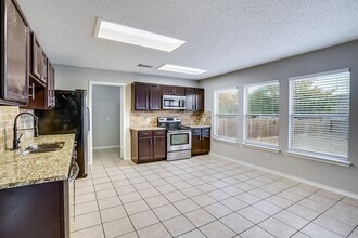 1001 Howell Terrace Pl in Round Rock, TX - Building Photo - Building Photo