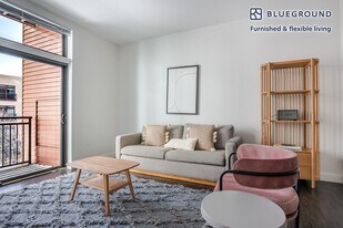 449 Canal St, Unit FL4-ID1223 in Somerville, MA - Building Photo