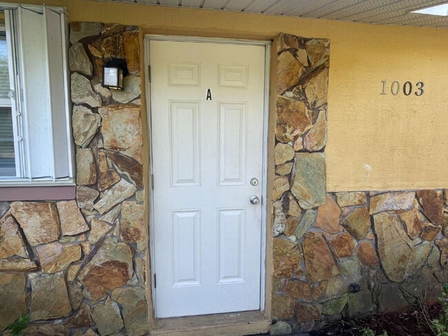 property at 1003 Wildflower St