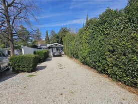 35278 Acacia Ave, Unit 2 in Yucaipa, CA - Building Photo