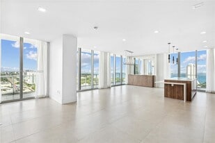 3470 E Coast Ave in Miami, FL - Building Photo