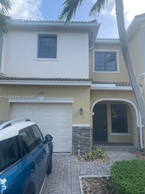 441 NE 194th Terrace in Miami, FL - Building Photo - Building Photo