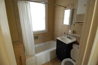 607 W Broadway Ave in Forest Lake, MN - Building Photo - Building Photo