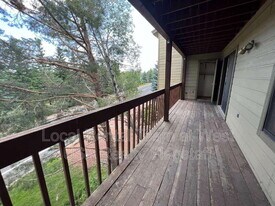 2721 N Walnut Hills Dr in Flagstaff, AZ - Building Photo