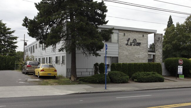 Lu Don Apartments in Portland, OR - Building Photo - Building Photo