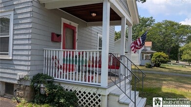 28 E 2nd St in Westfield, NY - Building Photo - Building Photo