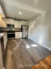 735 Hull Ave in Westchester, IL - Building Photo - Building Photo