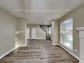 8200 Bay St in Frisco, TX - Foto de edificio - Building Photo