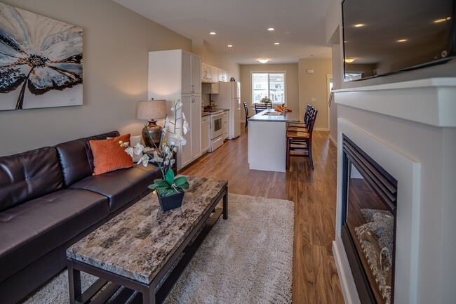 1617-1688 88 Ave in Dawson Creek, BC - Building Photo - Building Photo