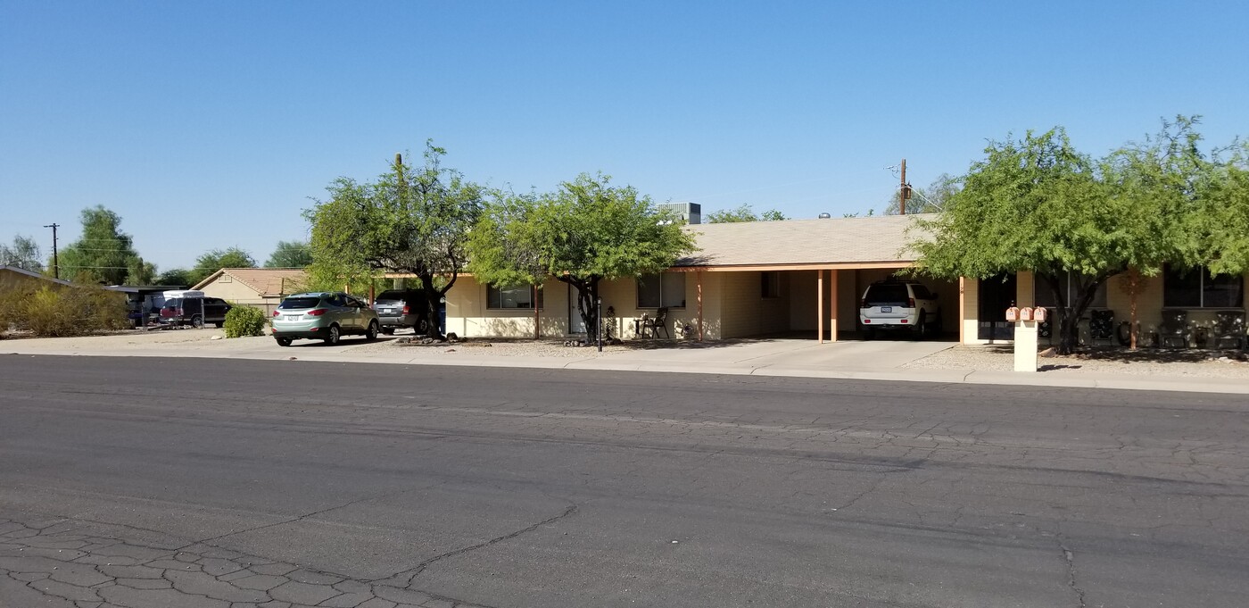 198 S Thunderbird Dr in Apache Junction, AZ - Building Photo