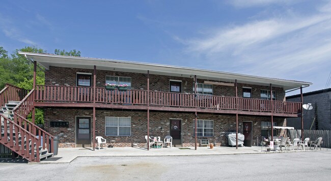 611 N Kentucky St in Kingston, TN - Building Photo - Building Photo