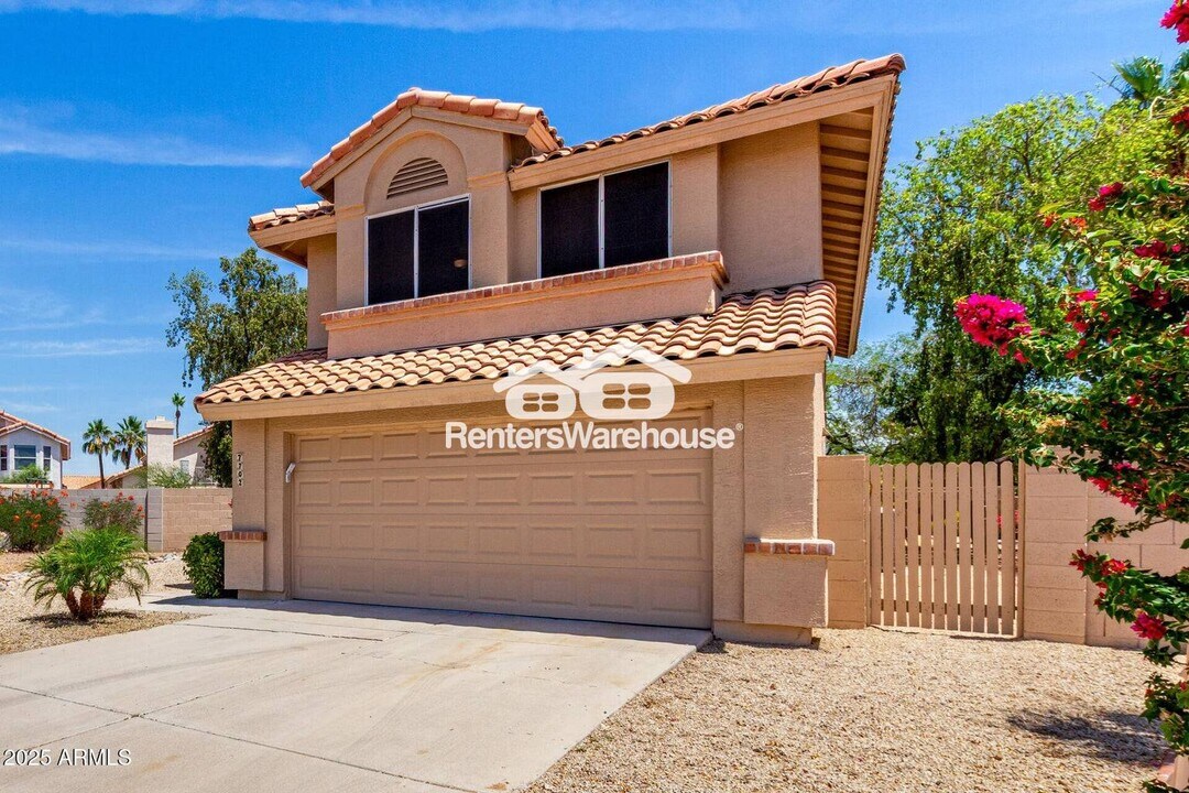 7702 W Piute Ave in Glendale, AZ - Building Photo