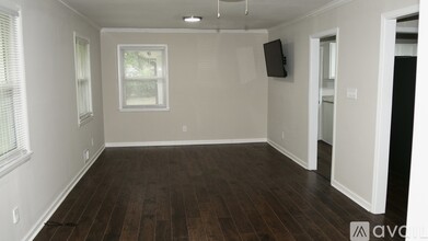 6551 Roberta St in Lithia Springs, GA - Building Photo - Building Photo