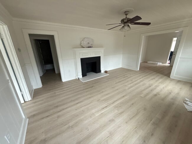 4104 Old Austell Rd in Powder Springs, GA - Foto de edificio - Building Photo