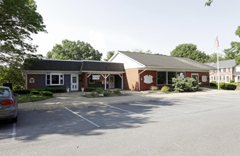 Village of Pineford Apartments in Middletown, PA - Foto de edificio - Building Photo