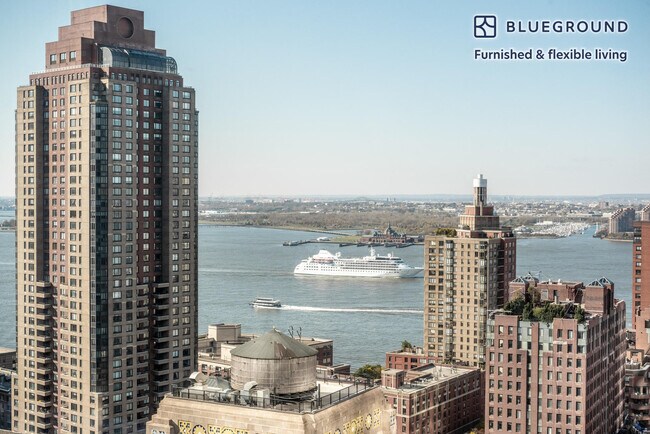 123 Washington St in New York, NY - Building Photo - Building Photo