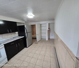 1136 Luzerne St in Scranton, PA - Building Photo - Building Photo