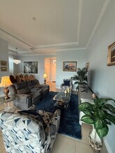 8898 SW Breve Way in Port St. Lucie, FL - Foto de edificio - Building Photo