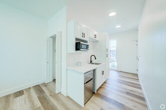 Poets Place Apartment in Berkeley, CA - Building Photo - Building Photo