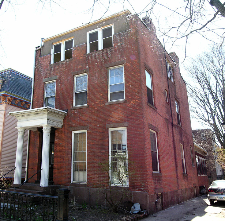 542 Chapel St in New Haven, CT - Foto de edificio