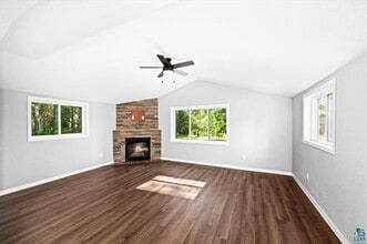 5189 W Arrowhead Rd in Hermantown, MN - Building Photo - Building Photo