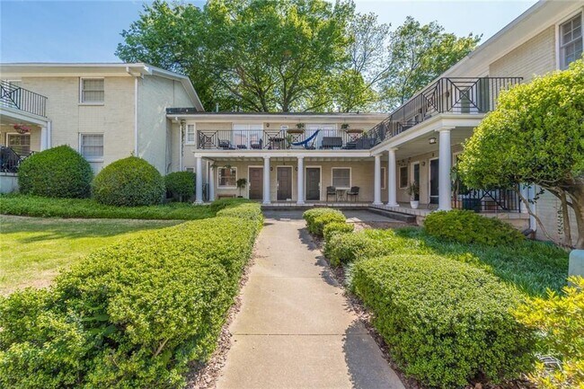 866 Briarcliff Rd NE in Atlanta, GA - Building Photo - Building Photo