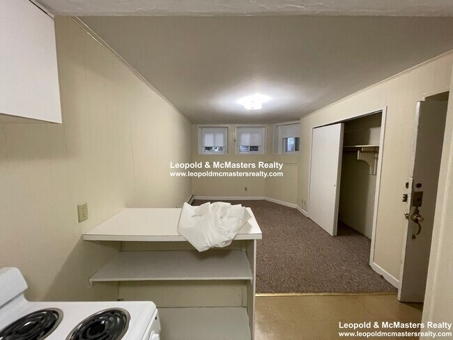 1126 Commonwealth Ave, Unit 2A