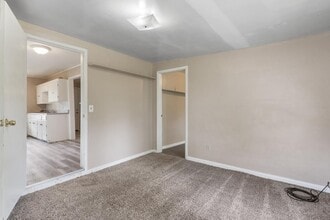 3806 W Admiral Blvd in Tulsa, OK - Building Photo - Building Photo