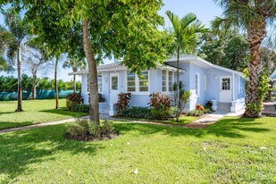 1716 Mercer Ave in West Palm Beach, FL - Building Photo