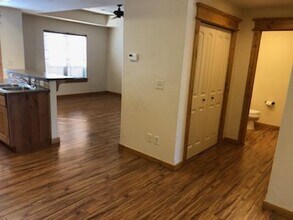 1043 Rd Runner Dr in Helena, MT - Building Photo - Building Photo