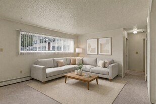 Montclair in Anchorage, AK - Building Photo