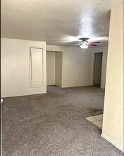 5316 S Briarwood Dr in Oklahoma City, OK - Building Photo - Building Photo